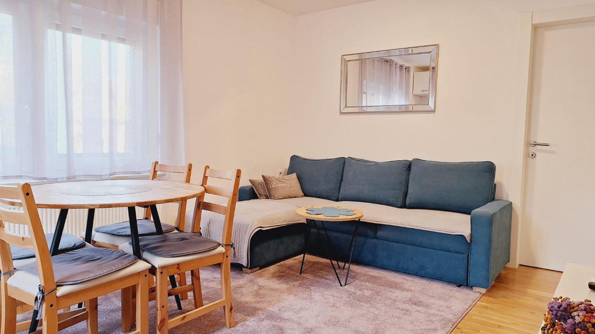 Apartment Silvia Zagabria Esterno foto