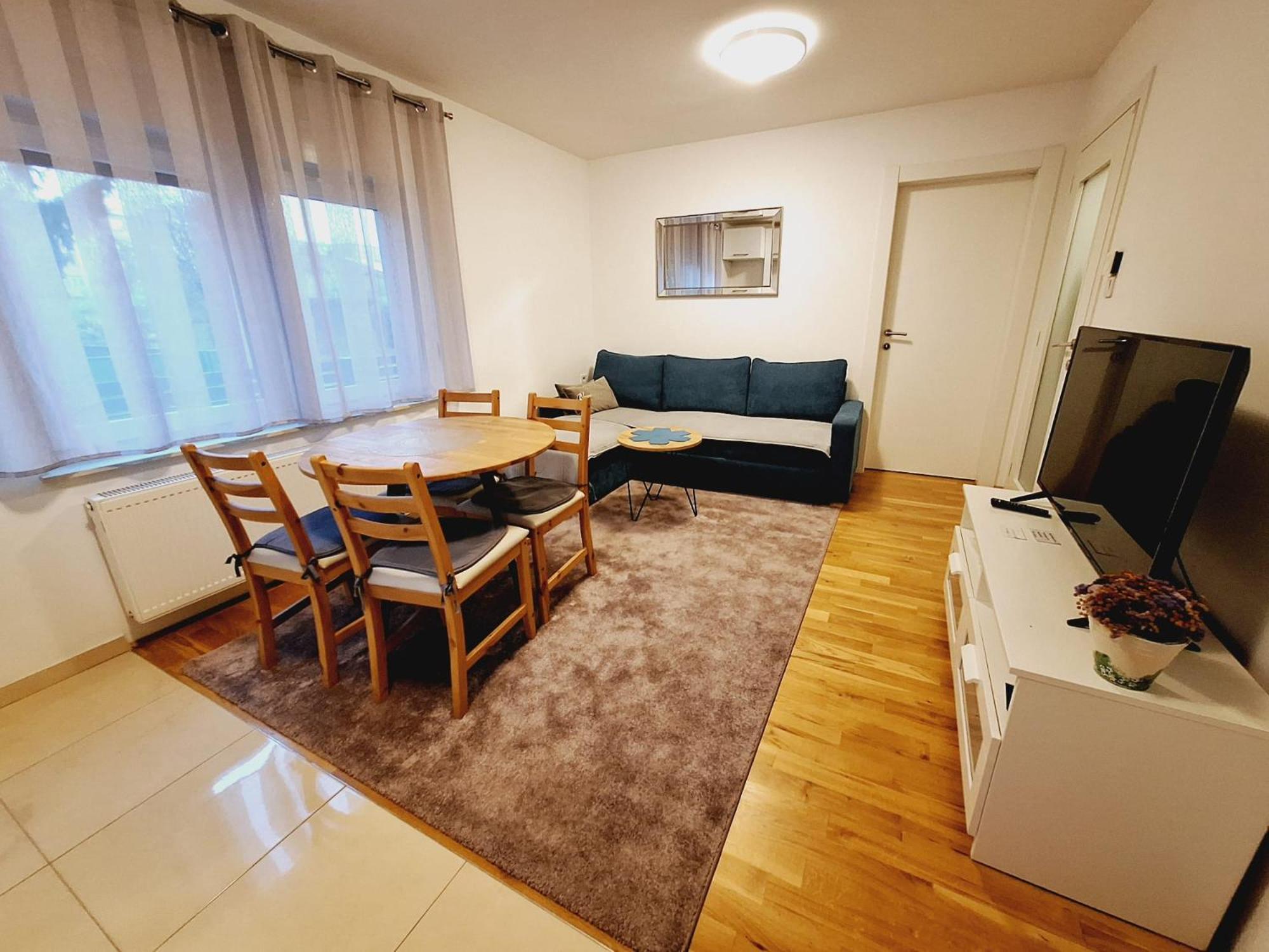 Apartment Silvia Zagabria Esterno foto